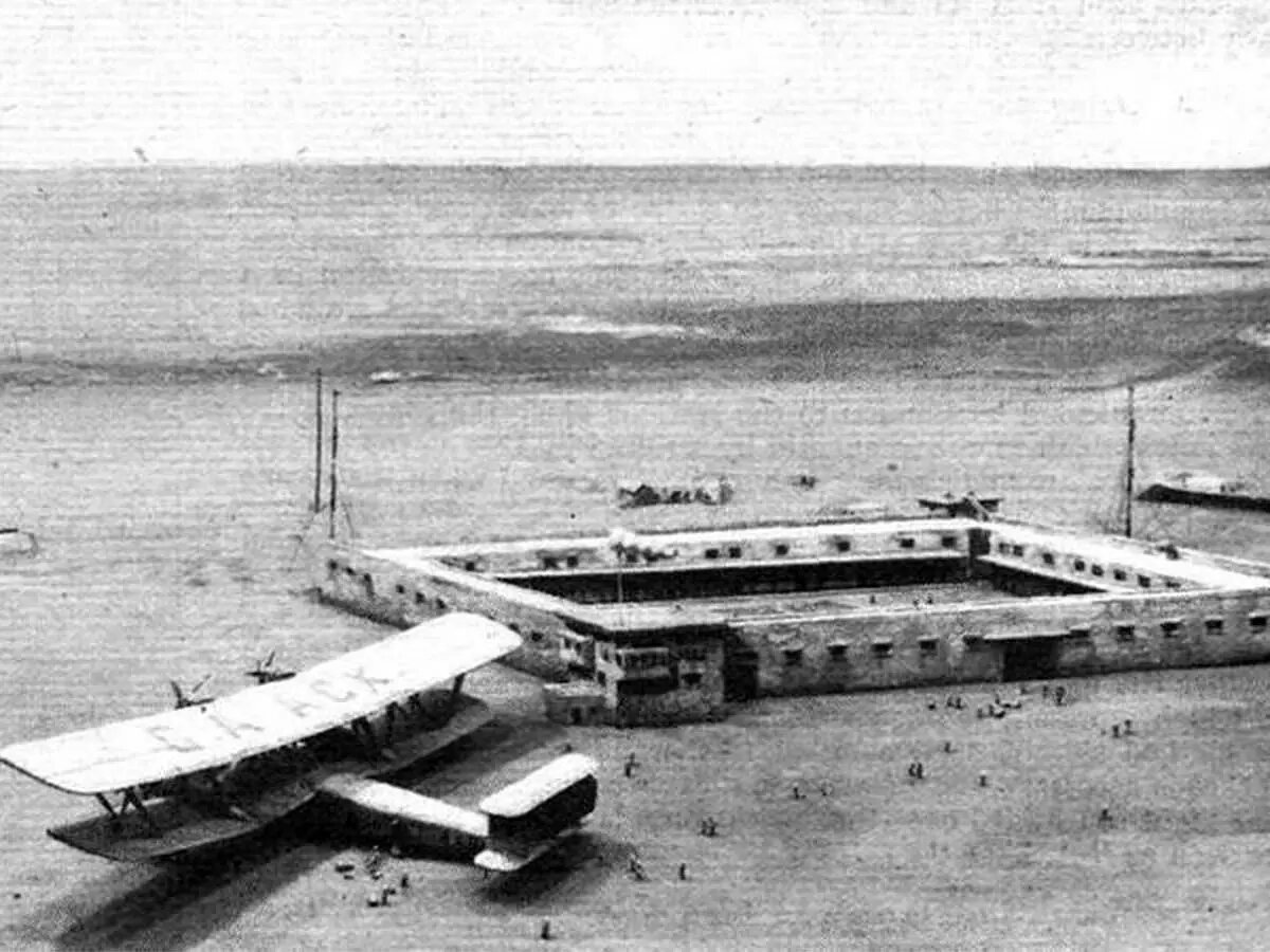 اولین هتل امارات در سال ۱۹۳۲ | تصاویر