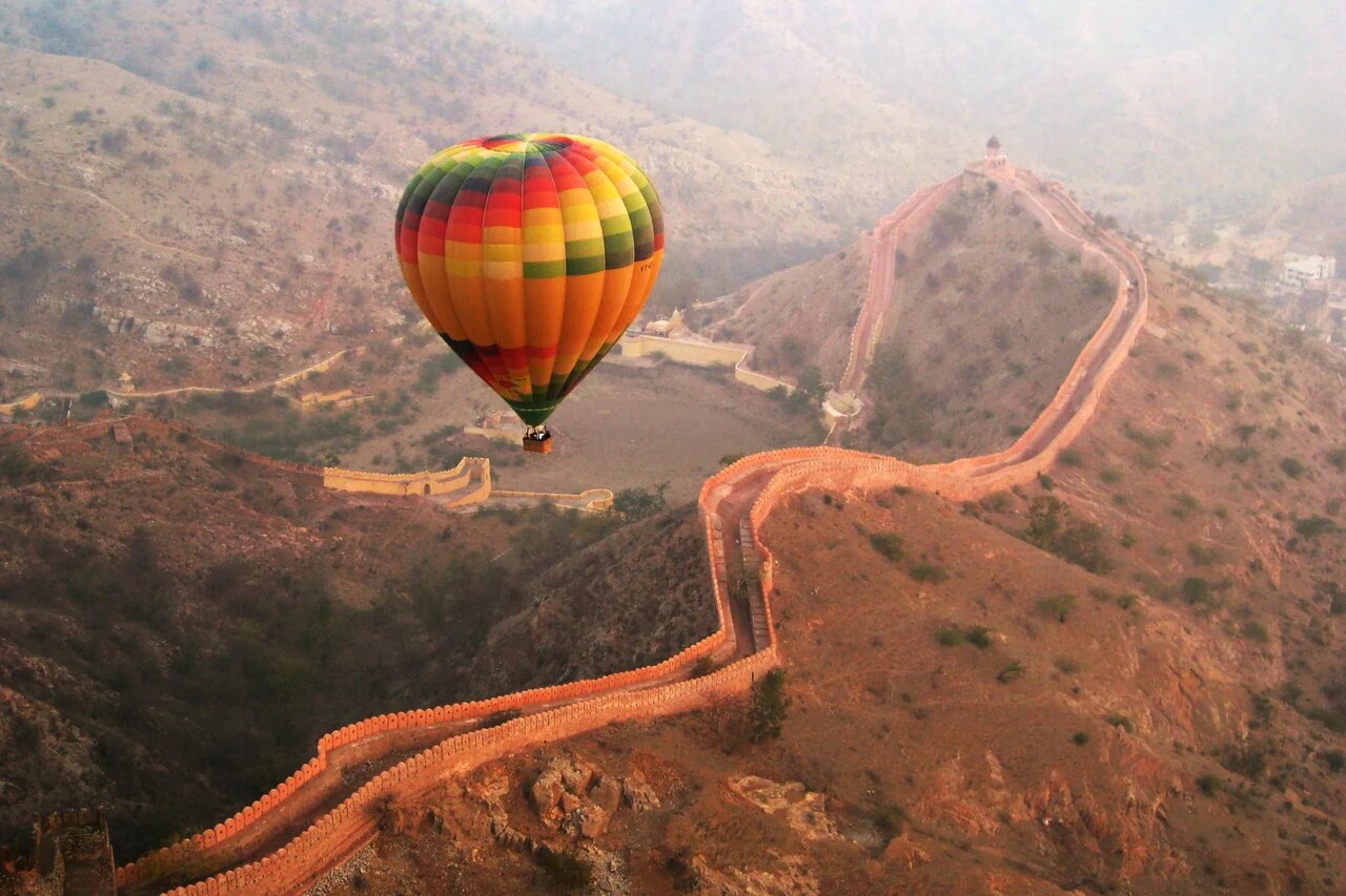 دنیای شگفتانگیز بالنها