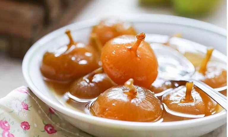 مربای انجیر؛ زینت بخش صبحانههای دلپذیر + نکات مهم برای داشتن مربای شفاف و خوشرنگ