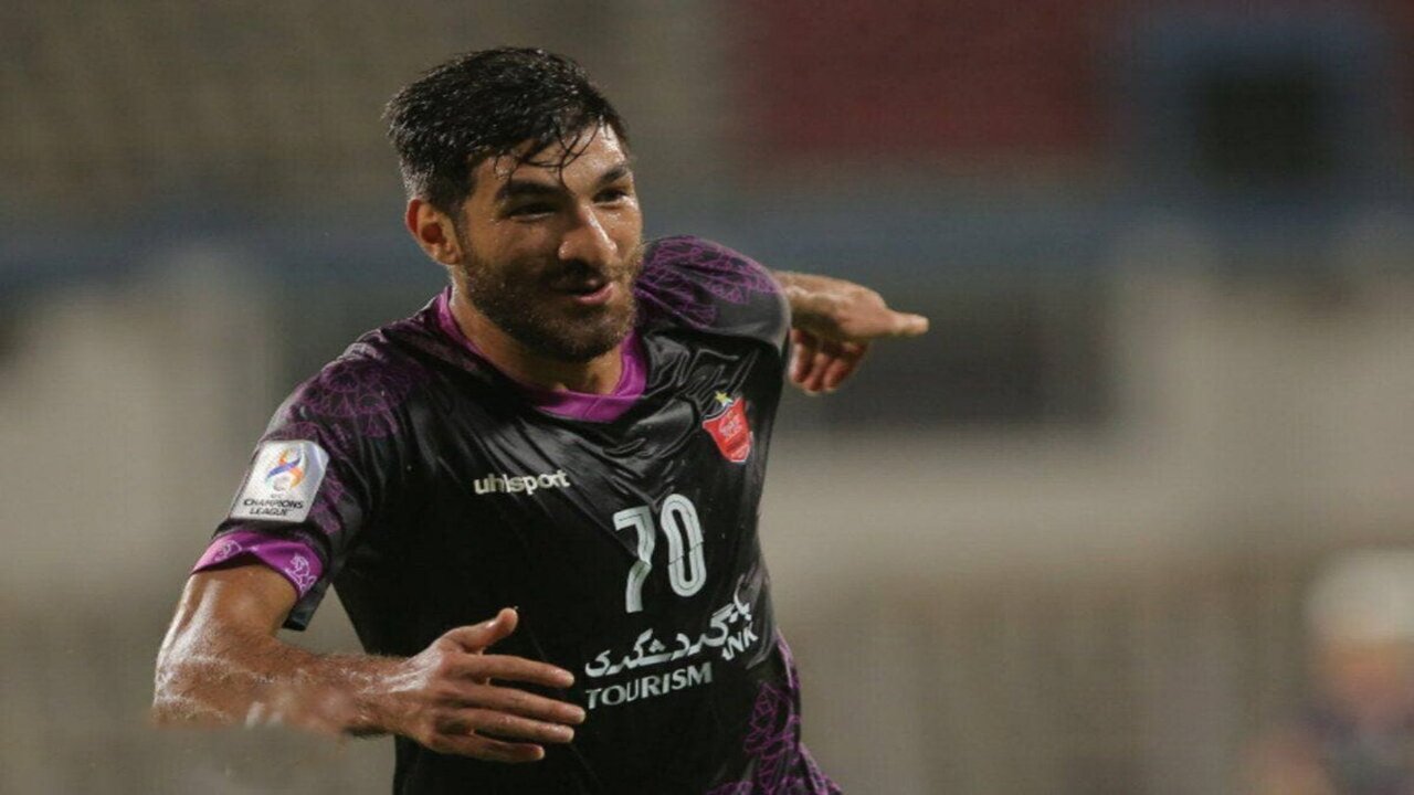 پرسپولیس به دنبال این مهاجم روس است + عکس