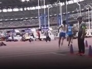 تعویض عجیب قهرمان در کمتر از یک ثانیه | این لحظه نفسگیر را ببینید + فیلم