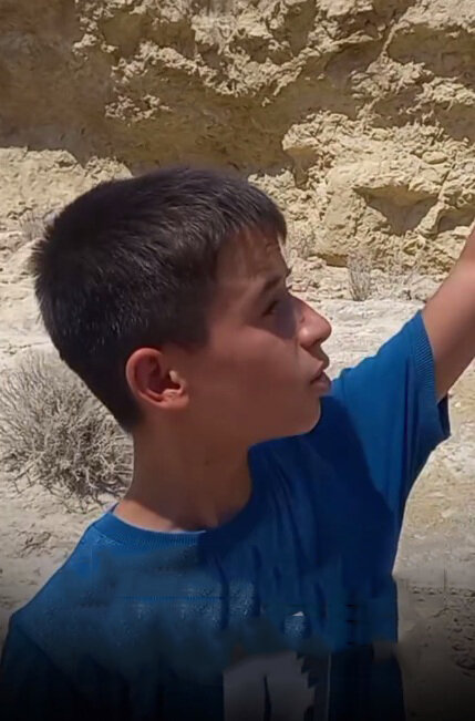 نبرد ۳ ساعته ۳ نوجوان با آتش زاگرس | روایت حسین از خاموش کردن آتش جنگلهای مارین + ویدئو