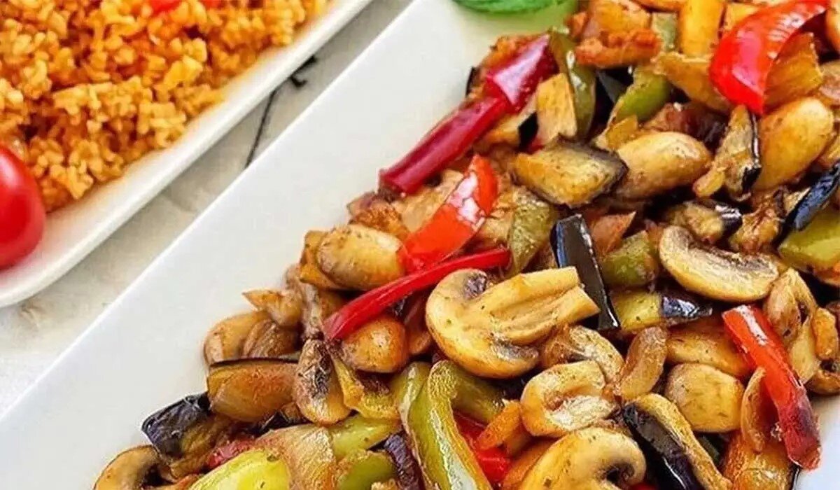 طرز تهیه خوراک مرغ و قارچ رژیمی