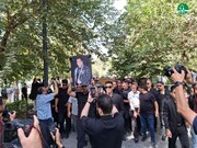بی تابی‌های مادر «امید جهان» در مراسم تشییع پسرش | تصاویر