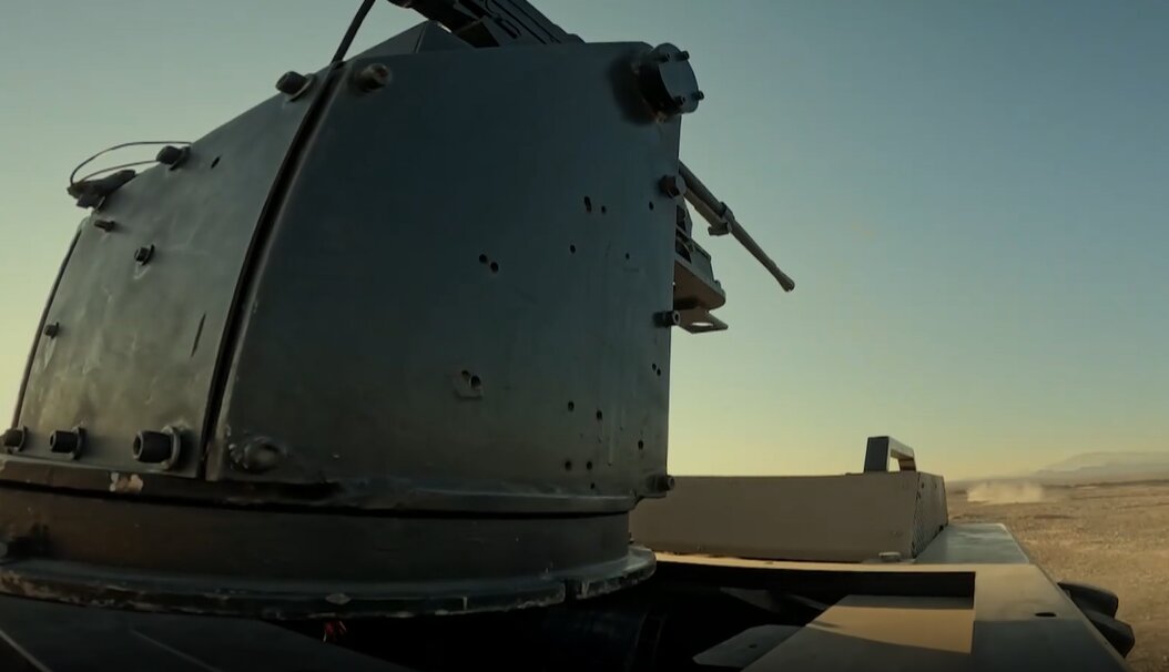 این جنگندهای ایرانی دور از چشمها میجنگد + تصاویر | مأموریت حیاتی بر دوش «آریا» ؛ همه چیز درباره ربات پیشرفته نظامی ایران