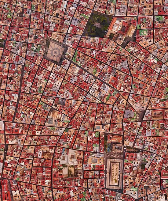 شهری که شبیه به یک تابلوی نقاشی است