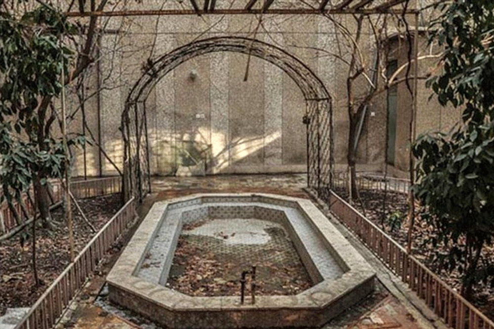 دیوارهایی که بوی شعر میدهند