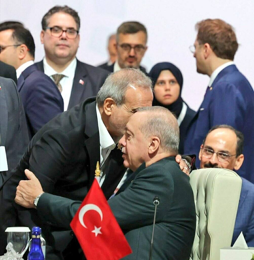 ماجرای عکس پرحاشیه پزشکیان و اردوغان | از هر لحاظ اشتباه می‌زنید!