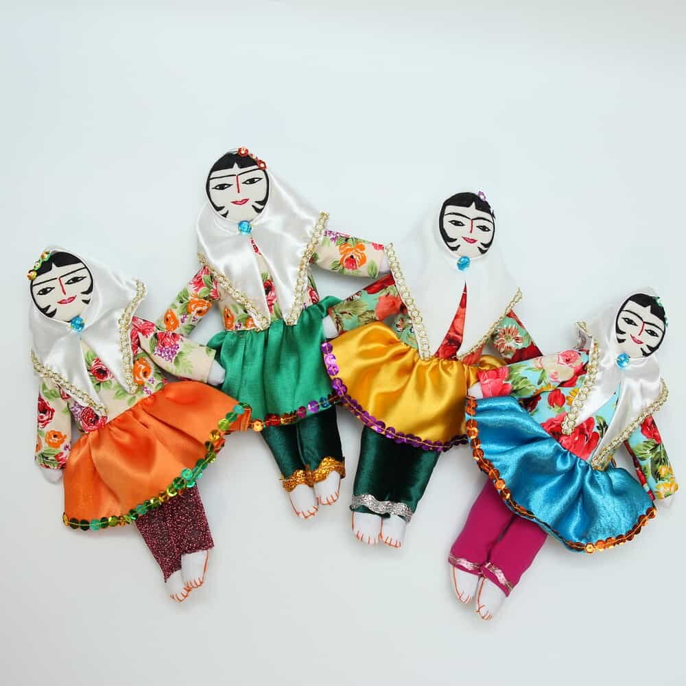 لبولبو رقیب عروسک های سنتی ایران نیست؛ مقایسه نکنید | عروسک ها متولی ندارند