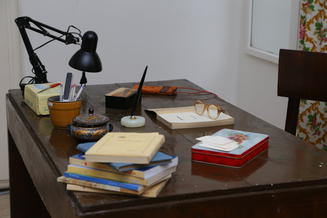 دیوارهایی که بوی شعر میدهند