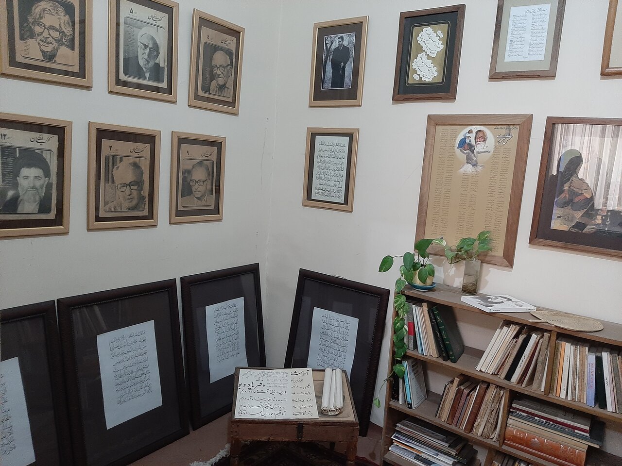 دیوارهایی که بوی شعر میدهند