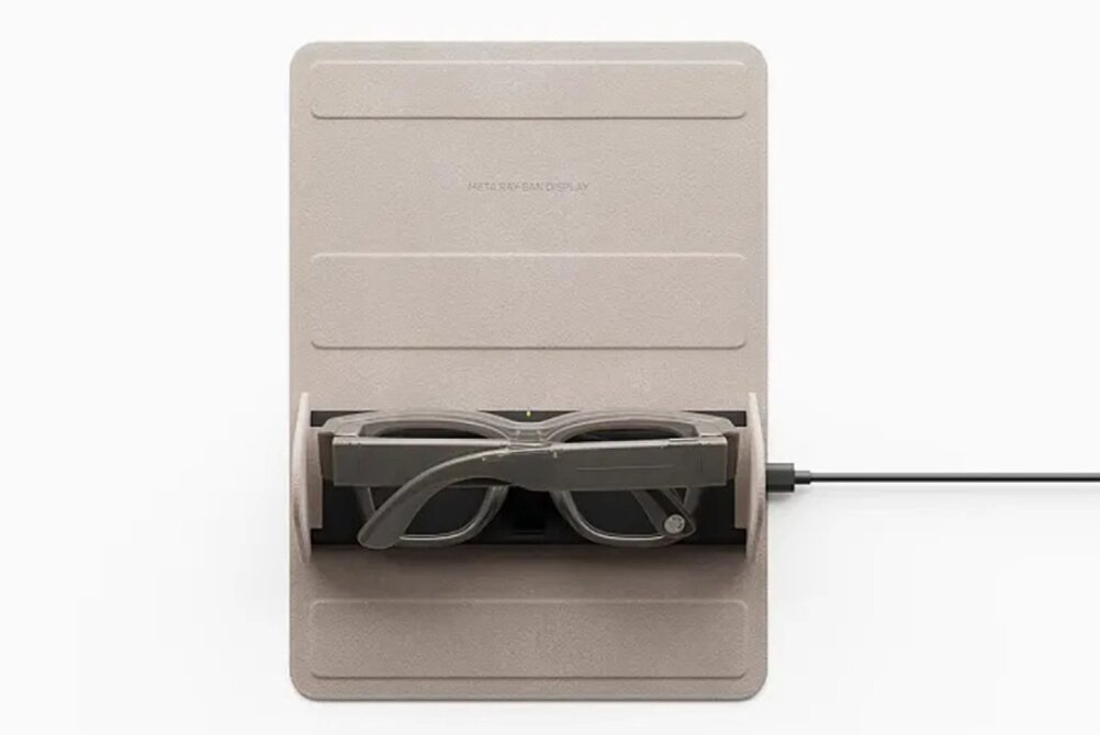 زاکربرگ تلاش برای حذف گوشی هوشمند را آغاز کرد | عینکهای متا جایگزین میشوند