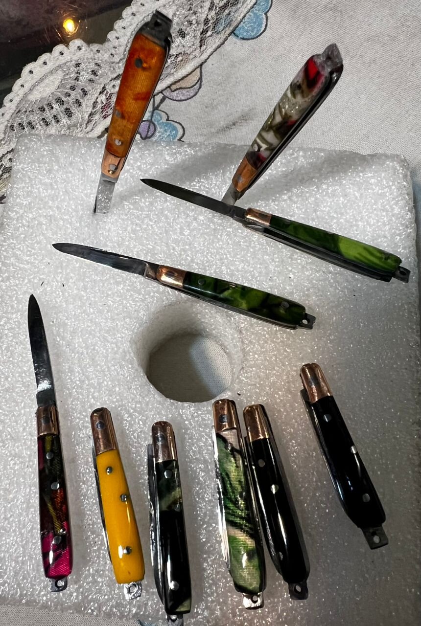 پیرترین چاقوساز ایران هنوز فعال است +فیلم