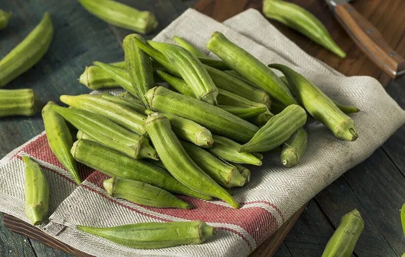 خواص آب بامیه برای سلامتی بدن و طرز تهیه آن در خانه