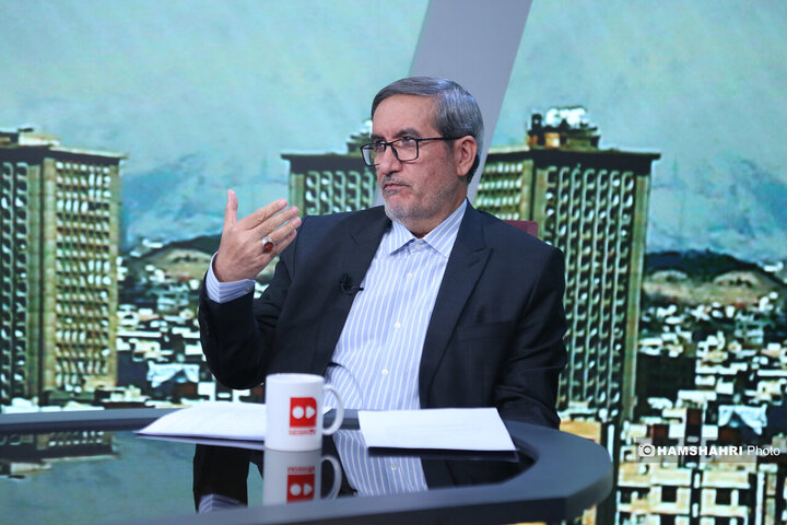 کوچه به کوچه با مردم