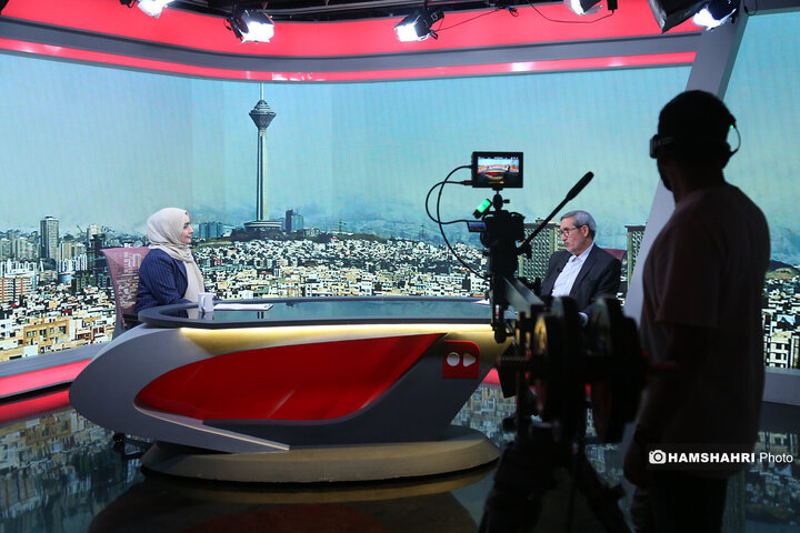 کوچه به کوچه با مردم