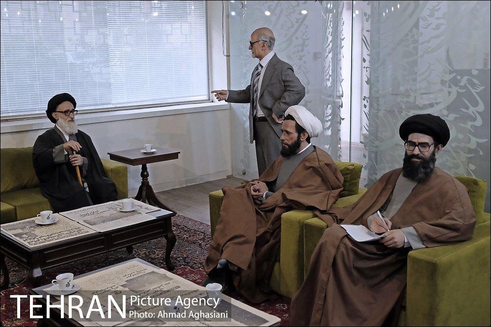 موزه گردی در خیابان بلند شهر