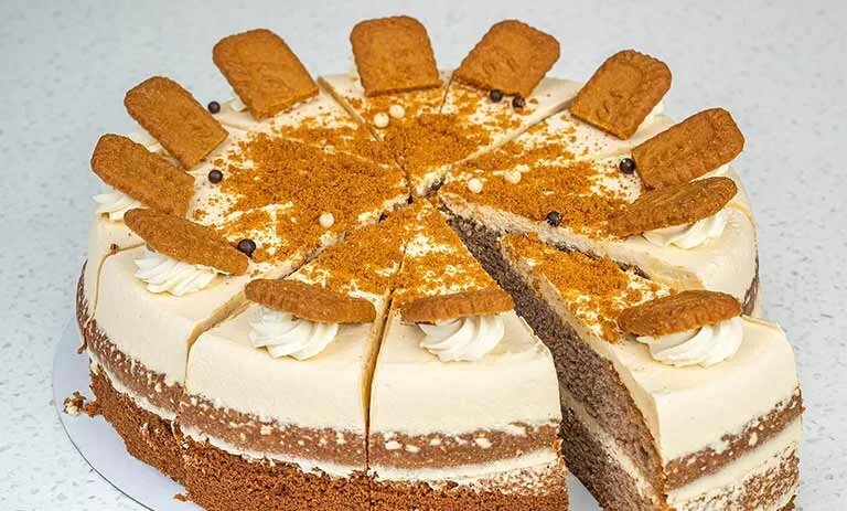 کیک یخچال کاراملی؛ دسر بسیار خوشمزه و جذاب بدون نیاز به فر