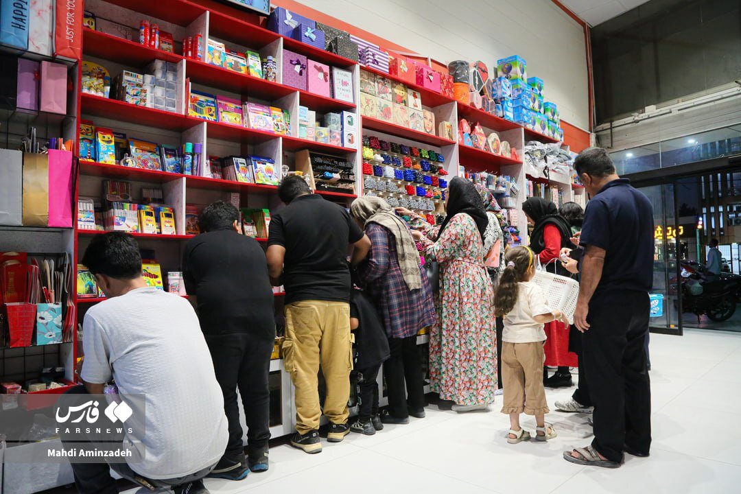 ذوق و شوق خرید اول مهر ماه در تهران | تصاویر