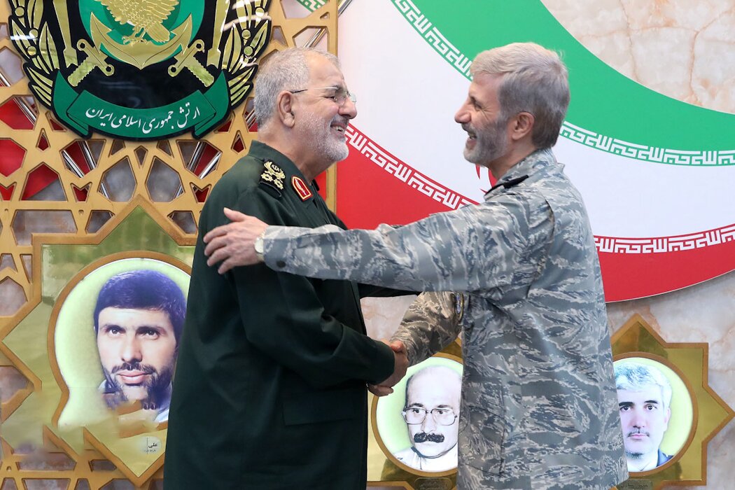 دیدار سردار با امیر؛ فرمانده کل سپاه با فرمانده کل ارتش گفتگو کرد | تصاویر