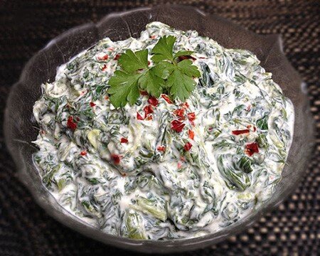 طرز تهیه بورانی اسفناج خانگی