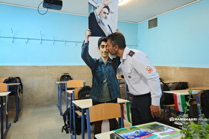 جشن آغاز سال تحصیلی جدید در دبیرستان سبحان