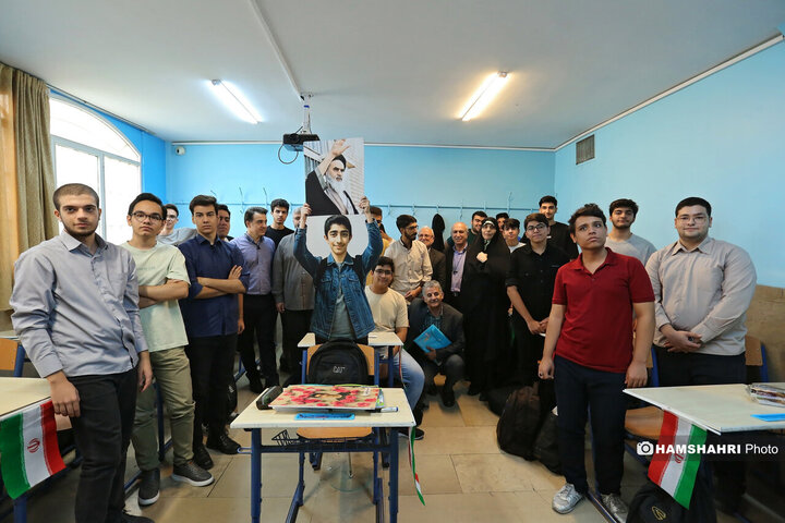 جشن آغاز سال تحصیلی جدید در دبیرستان سبحان