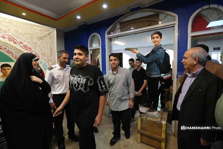 جشن آغاز سال تحصیلی جدید در دبیرستان سبحان