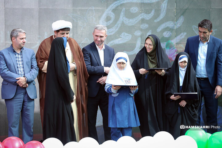 جشن آغاز سال تحصیلی جدید در مدرسه شاهد حضرت زینب(س)