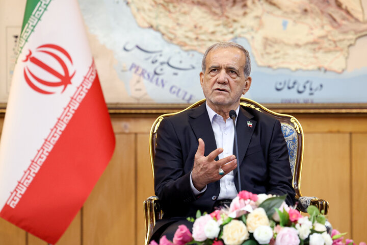 برای حفظ ایران «همه با هم» هستیم؛ دعوت پزشکیان از مردم برای حضور در راهپیمایی ۲۲ بهمن