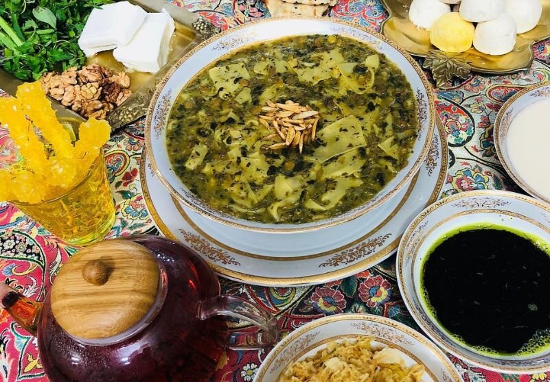 آش لخشک مشهدی ؛ آش مقوی و پرخاصیت اما بسیار سبک