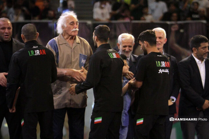 جشنی برای ایران| مراسم تجلیل از کشتی گیران در مسابقات کشتی قهرمانی جهان