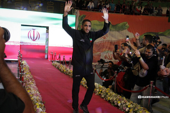 جشنی برای ایران| مراسم تجلیل از کشتی گیران در مسابقات کشتی قهرمانی جهان