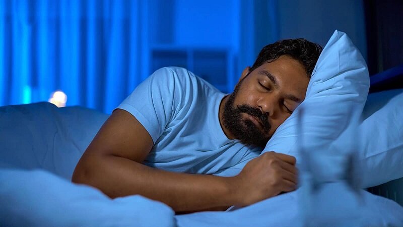 برای حفط سلامت قلب هنگام خواب چراغ را خاموش کنید گردو و کیفیت خواب