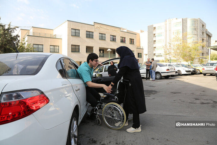 آیین بازگشایی مدارس و بهره برداری از ناوگان سرویس مدارس استثتایی شهر تهران وشهرستان ری