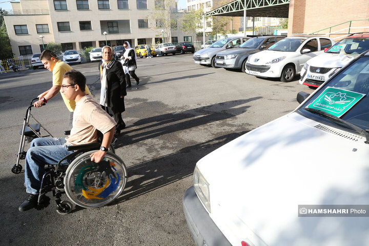 آیین بازگشایی مدارس و بهره برداری از ناوگان سرویس مدارس استثتایی شهر تهران وشهرستان ری