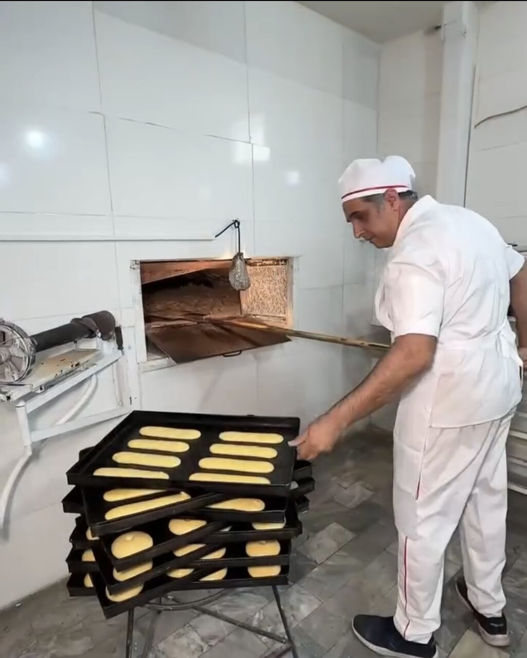 بفرما نارنجک خامه‌ای