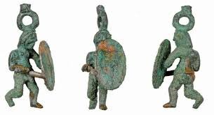 تندیس نادر برنزی یک جنگجوی سلتی کشف شد | عکس