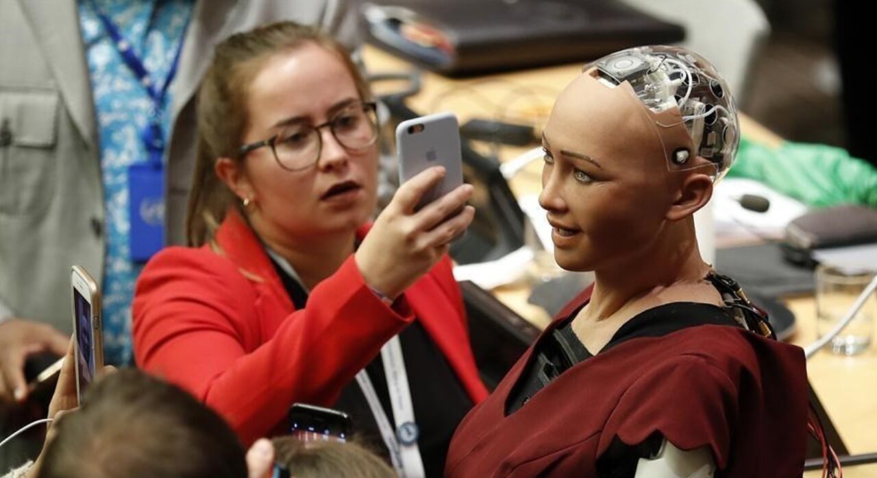 هشدار متخصصان جهانی | روی روبات‌های انسان‌نما سرمایه‌گذاری نکنید!