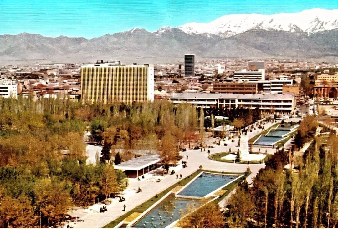 تصویری تماشایی از پارک شهر تهران در دهه ۴۰