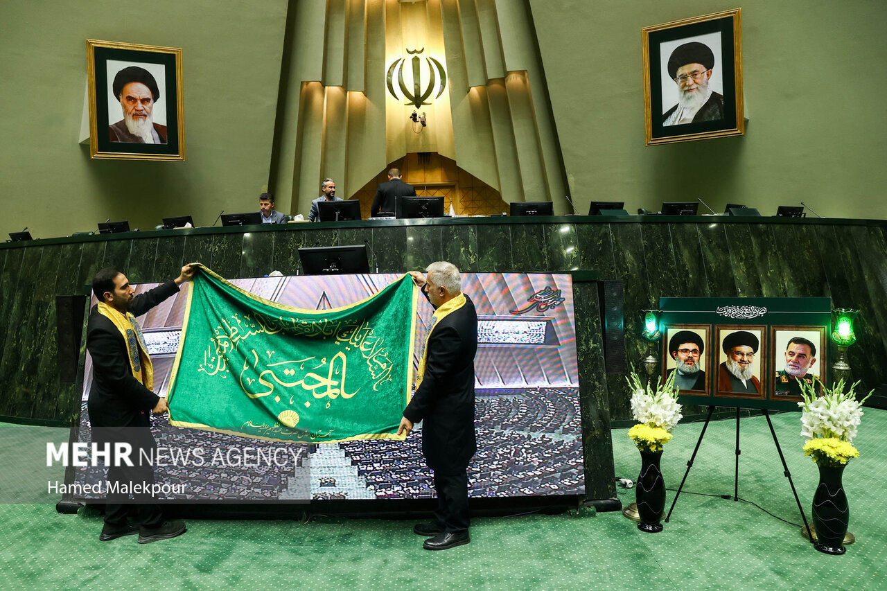 تصاویری از حال و هوای متفاوت امروز مجلس