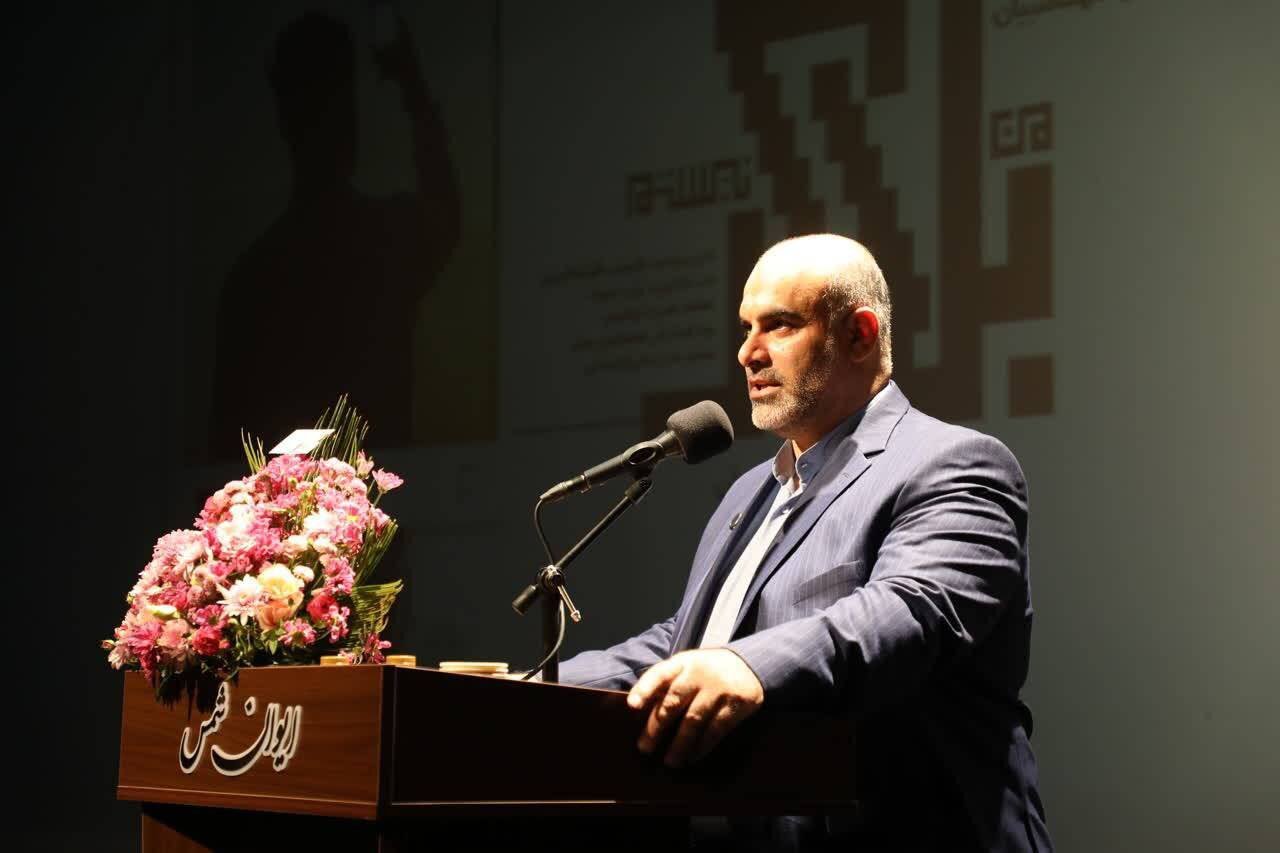 نمایش چهره ای متفاوت از یک بلاگر خدمت گذار در”من بلاگر نیستم”