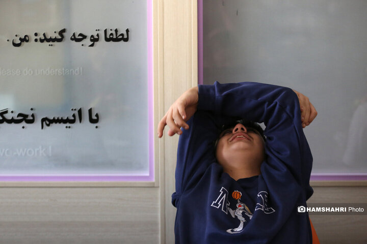 حضور قهرمانان ورزشی به عنوان سفیران اتیسم در انجمن اتیسم ایران