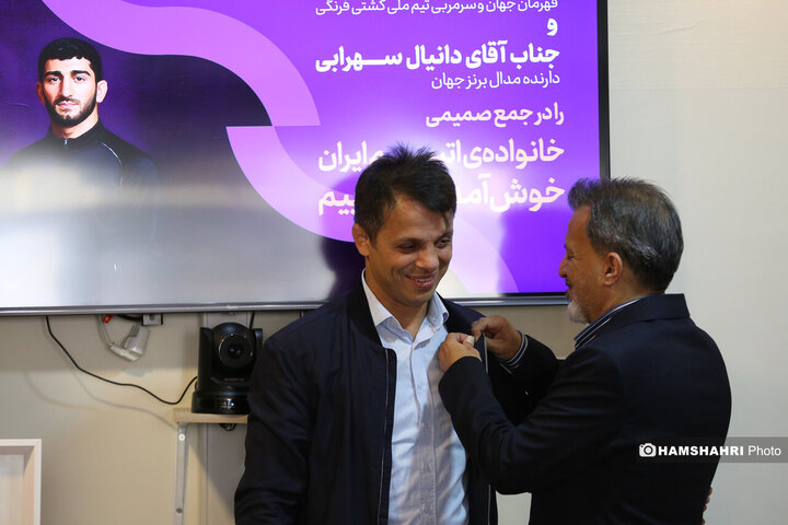 حضور قهرمانان ورزشی به عنوان سفیران اتیسم در انجمن اتیسم ایران