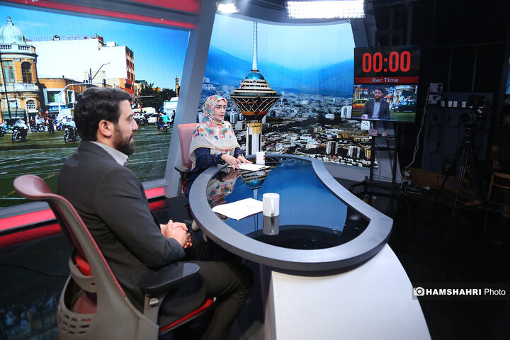 صدای شما شنیده میشود