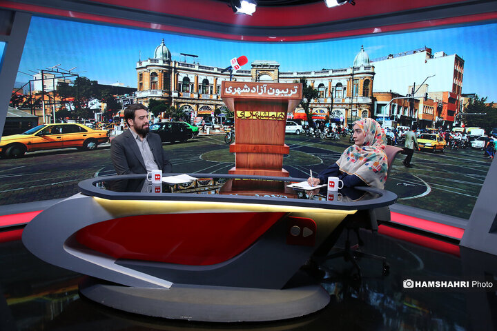 صدای شما شنیده میشود