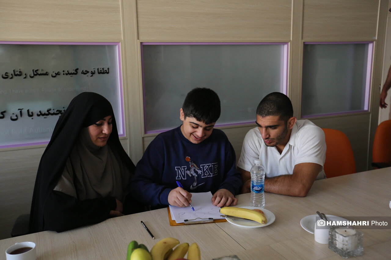 قهرمانی که برای برادرش مدال گرفت و سفیر اتیسم شد