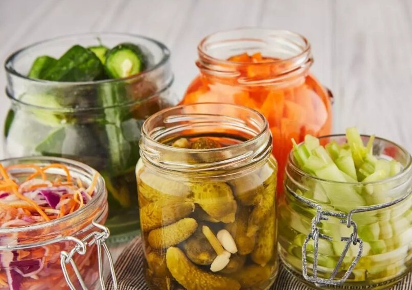 این غذاها را در ظروف پلاستیکی نگهداری نکنید