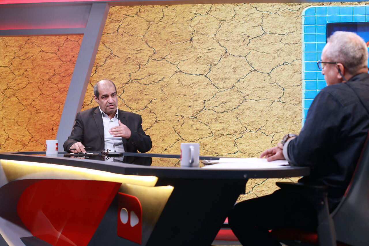 ماجرای راهاندازی بازار آب در ایران چیست؟ | سخنگوی صنعت آب از جانب سه قوه حرف میزند؟