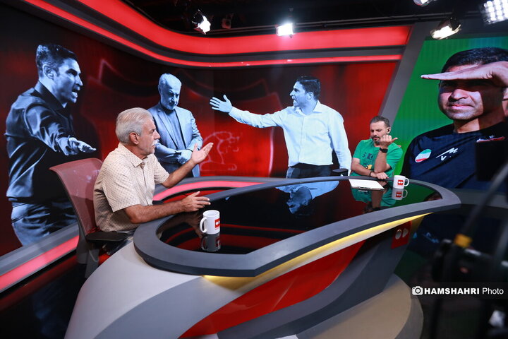 آژیر خطر در اردوگاه قرمز